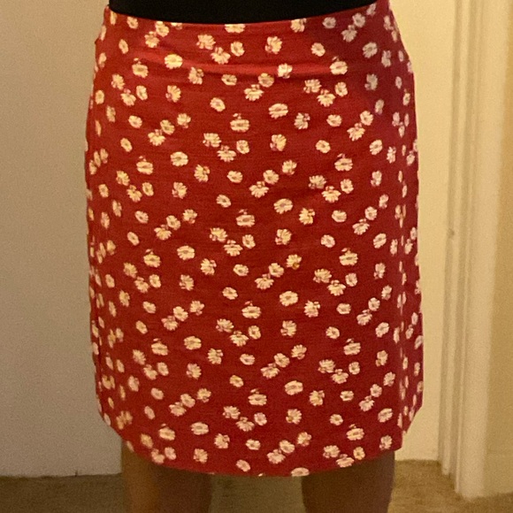 Ann Taylor Factory Red Floral Textured Skirt Size 4 NWT - Picture 1 of 5
